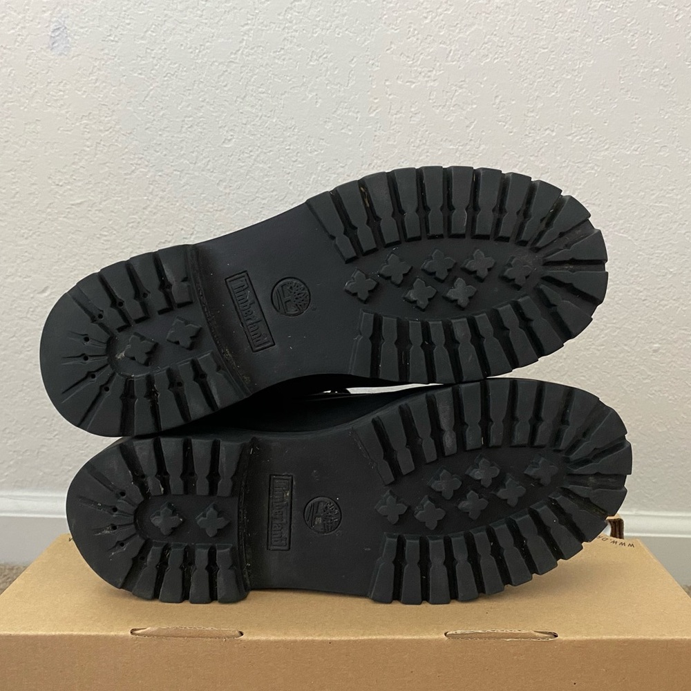 Black Timberlands - image 4